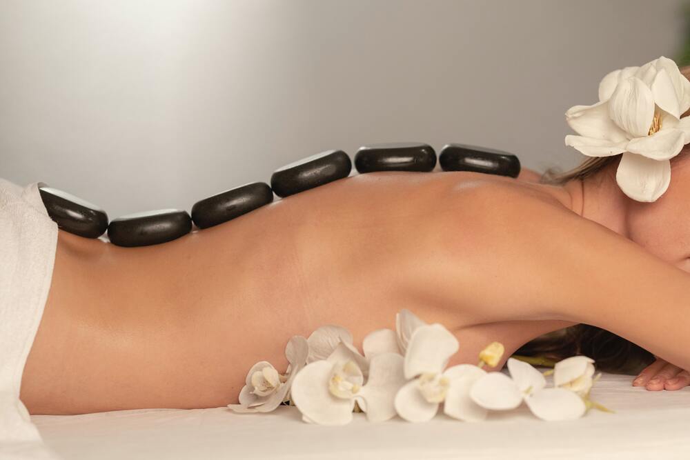 Read more about the article Hot Stone Massage
